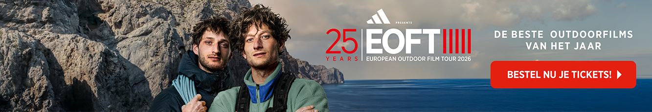 Twee mannen staan voor een rots en zee. De tekst luidt: EOFT European Outdoor Film Tour en DE BESTE OUTDOORFILMS VAN HET JAAR. Op een rode knop staat: BESTEL NU JE TICKETS!.